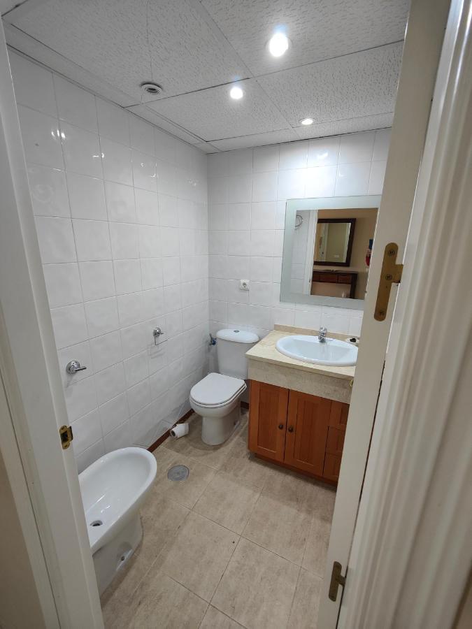Gran Apartamento Cerca De La Playa Con Piscina En El Centro Фуэнхирола Экстерьер фото