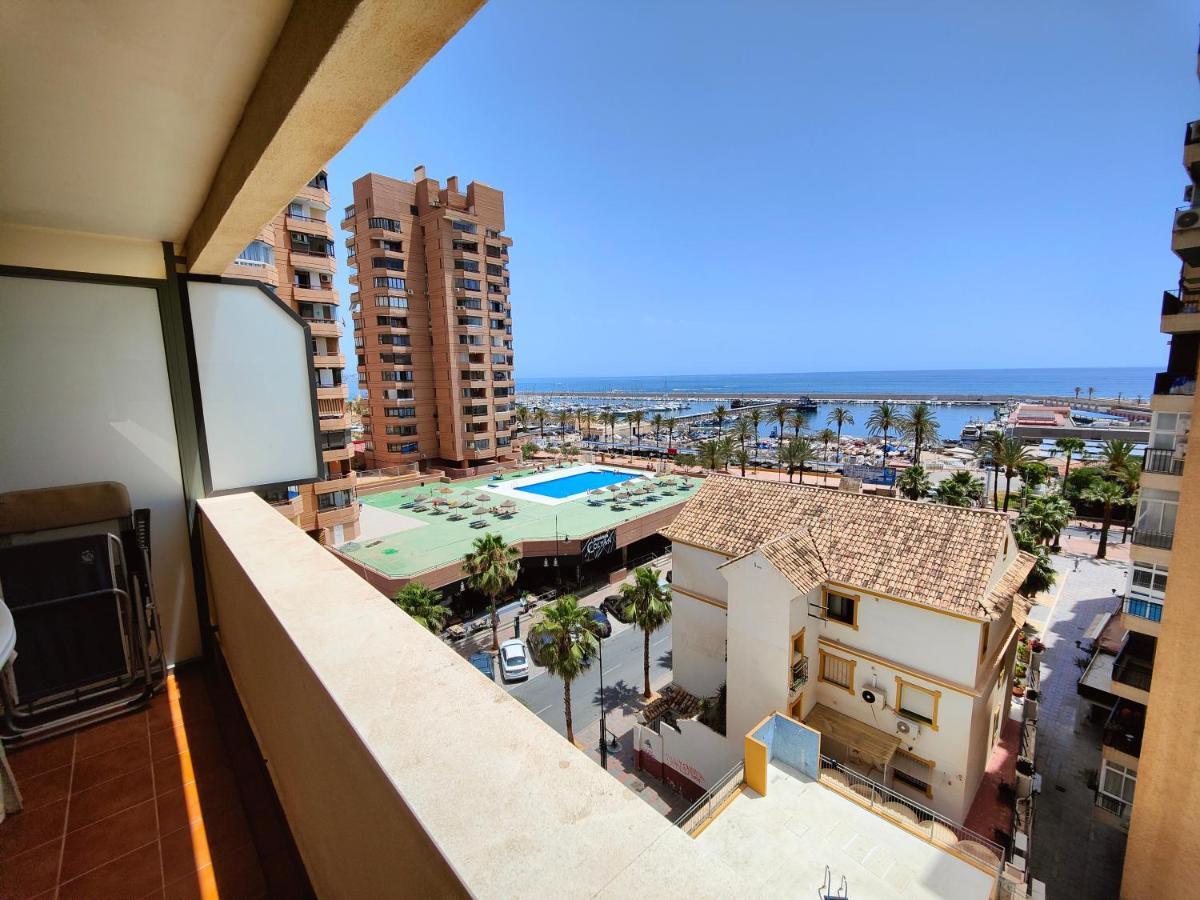 Gran Apartamento Cerca De La Playa Con Piscina En El Centro Фуэнхирола Экстерьер фото