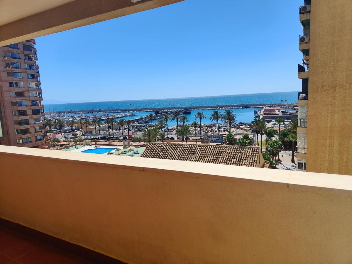 Gran Apartamento Cerca De La Playa Con Piscina En El Centro Фуэнхирола Экстерьер фото